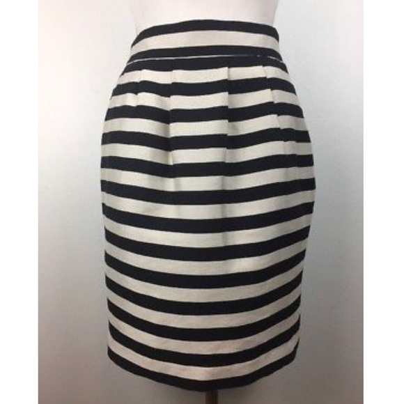 Banana Republic Dresses & Skirts - Banana Republic Black & Ivory stripe Skirt